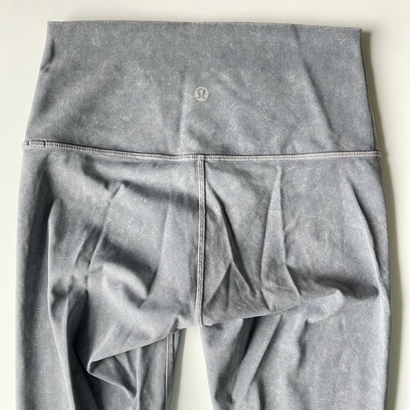 RARE Lululemon Wunder Under Snow Washed High Rise - Picture 6 of 8